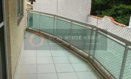 Open House vende excelente Apartamento em Piratininga!! Quadra da Praia!!