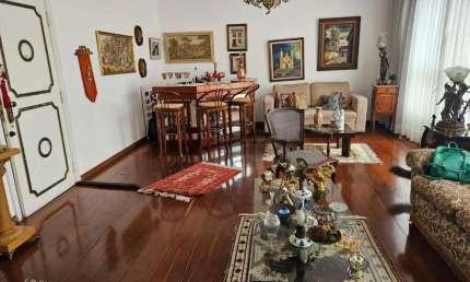 OPEN HOUSE Vende Cobertura em Copacabana na Rua Raul Pompéia, Excelente oportunidade!