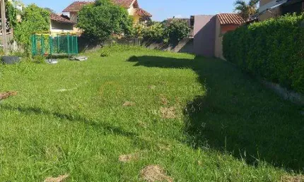 Terreno plano de 396m dentro do Condomínio Varzea Green