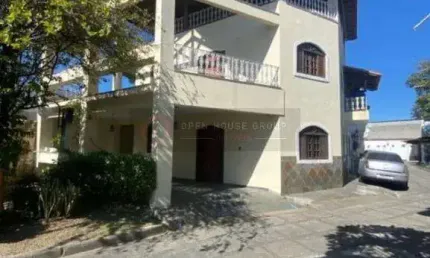 Casa com 4 quartos à venda na Rua Salvatori, Centro, São Gonçalo