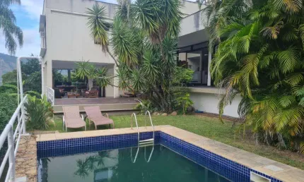 Open House vende Casa no Condomínio Vale de Itaipu!