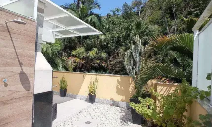 À venda cobertura duplex o condomínio Fiori di Itacoatiara!!!
