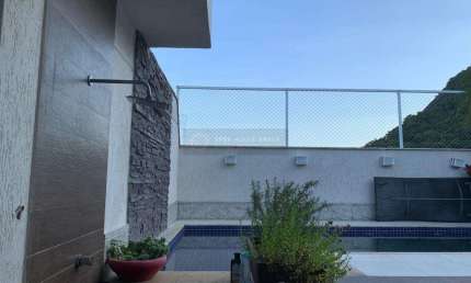À venda cobertura no condomínio Giardino di Capri!!!