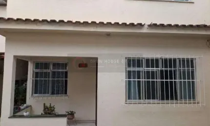 Casa em condomínio fechado com 3 quartos à venda na Rua Paul Leroux, Paraíso, São Gonçalo