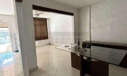 À Venda casa ampla  com 4 quartos e 2 Suítes na Engenhoca  Oportunidade!!!
