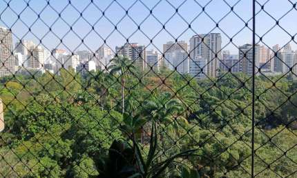 Open House Imóveis vende - 2 Quartos na Domingues de Sá, de Frente para o Campo de São Bento!!