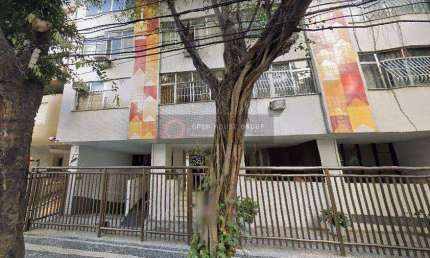 Open House vende Apartamento, miolo de Icaraí, na Pereira da Silva, 2 quartos, próximo Casas Pedro
