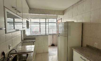 Open House vende apartamento de 2 quartos, dependência completa no Fonseca!!!