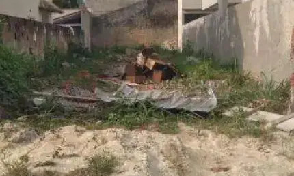 Terreno à venda na Doutor Cássio Rothier Do Amaral, 70, Maravista, Niterói