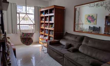 Open House Vende Casa Ampla em rua Tranquila no Fonseca