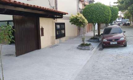 OPEN HOUSE VENDE CASA EM CABO FRIO BAIRRO CAIÇARA PRÓXIMO A RODOVIÁRIA E SUPERMERCADO EXTRA