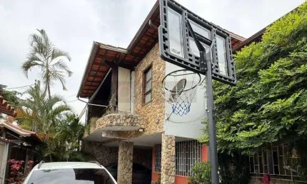 Open house vende casa duplex 4 quartos, 3 vagas em piratininga! excelente localização.