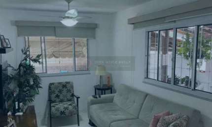 Casa com 3 quartos à venda na Rua Sargento Lindomar Costa, 63, Maria Paula, São Gonçalo