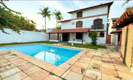 Casa com 3 quartos à venda na Rua Professor Michelle Silveira De Moraes, 16, Camboinhas, Niterói