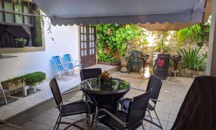 Open House vende 2 casas de 3 quartos, Santa Rosa, desmembradas, Estuda permuta. OPORTUNIDADE!!