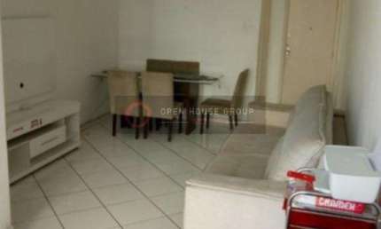 OpenHouse Vende - 4 quartos na Pereira da Silva, Prédio de 4 andares