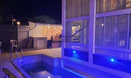 Open House vende- Belíssima casa com 4 quartos em Itaipu.