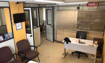 Open House VENDE sala comercial no Centro de Niterói com divisórias