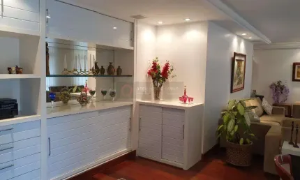 Open House vende apartamento 4 quartos , um por anda na Moreira Cesar