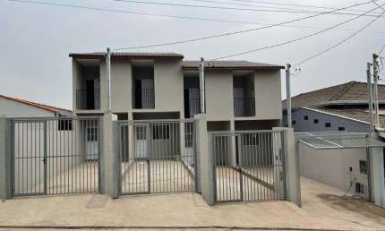 Casa para Venda em Bragança Paulista, Vila Aparecida, 2 dormitórios, 1 suíte, 2 banheiros, 2 vagas