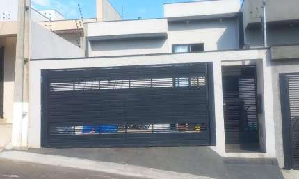 Casa para Venda em Bragança Paulista, Residencial Rotterdam, 3 dormitórios, 1 suíte, 2 vagas