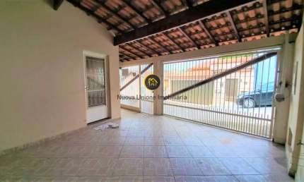 Casa para Venda em Bragança Paulista, Santa Libânia, 3 dormitórios, 2 banheiros, 2 vagas