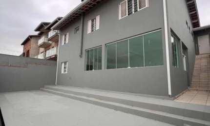 Casa para Venda em Bragança Paulista, Residencial Das Ilhas, 3 dormitórios, 1 suíte, 3 banheiros, 2 vagas