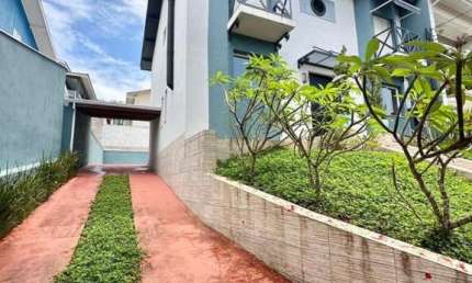 Casa em Condomínio para Venda em Bragança Paulista, Condomínio Residencial Euroville, 3 dormitórios, 3 suítes, 4 banheiros, 6 vagas