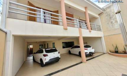 Casa com 3 dormitórios à venda, 272 m² por R$ 690.000,00 - Vila Cidade Jardim - Botucatu/SP
