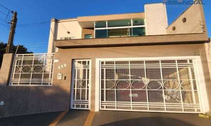 Casa com 3 dormitórios à venda, 190 m² por R$ 530.000,00 - Jardim Itamarati - Botucatu/SP