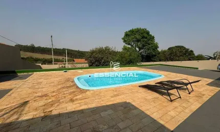 Chácara com 3 dormitórios à venda, 1000 m² por R$ 700.000,00 - Califórnia 2 - Botucatu/SP