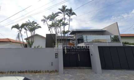 Casa com 3 dormitórios à venda, 260 m² por R$ 1.800.000,00 - Vila Sonia - Botucatu/SP