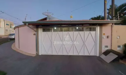 Casa com 2 dormitórios à venda, 67 m² por R$ 350.000,00 - Jardim Ypê - Botucatu/SP
