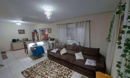 Casa com 2 dormitórios à venda, 67 m² por R$ 350.000,00 - Jardim Ypê - Botucatu/SP