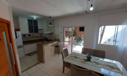 Casa com 2 dormitórios à venda, 130 m² por R$ 350.000,00 - Jardim Paraíso II - Botucatu/SP