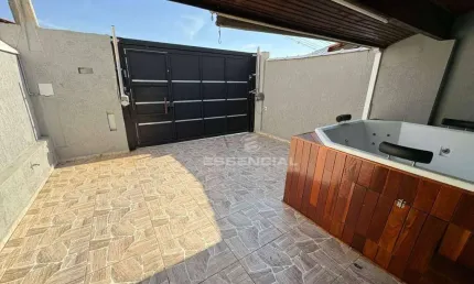 Casa com 2 dormitórios para alugar, 80 m² por R$ 2.500,00/mês - Jardim Itamarati - Botucatu/SP