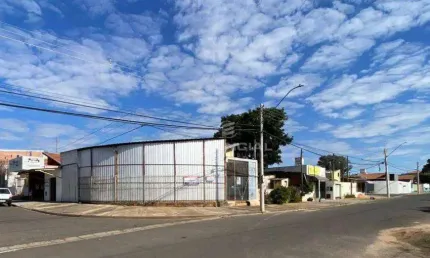 Barracão para alugar, 170 m² por R$ 1.900/mês - Jardim Santa Mônica - Botucatu/SP