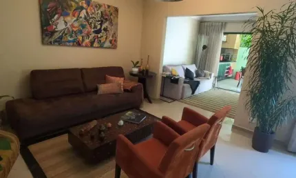 Casa em Condomínio para Venda em Santana de Parnaíba, Tamboré, 3 dormitórios, 1 suíte, 2 banheiros, 2 vagas