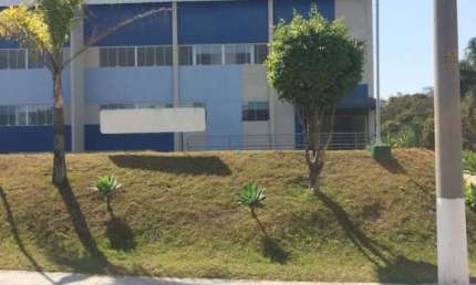 Galpão para Locação em Santana de Parnaíba, Recanto Sombra do Ipê, Santana de Parnaíba - SP, 2 banheiros, 5 vagas