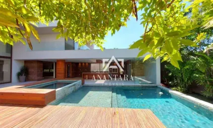 Casa no Santa Mônica Jardins com 3 quartos - Barra da Tijuca