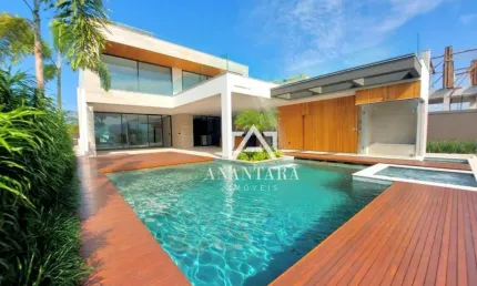 Casa no Alphaville com 5 suítes à venda - Barra da Tijuca