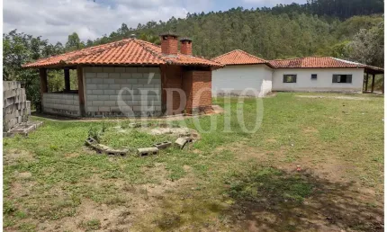 Sítio para Venda em Taubaté, Registro, 4 dormitórios