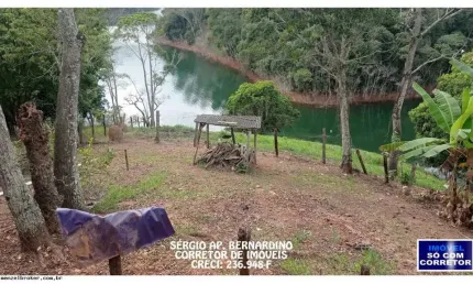 Chácara para Venda em São José dos Campos, Condomínio Residencial Jaguari - Área 5, 4 dormitórios, 1 banheiro