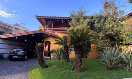 CASA EM CONDOMINIO PARA ALUGUEL ,  5 DORMITÓRIOS, JD. ISAURA , SOROCABA - CA3173