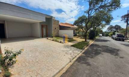 Casa com 3 quartos à venda na Rua Doutor Paulo Teixeira Rogick, Granja Olga II, Sorocaba
