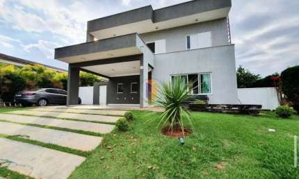 CASA COM 4 QUARTOS (1 SUÍTE) - RESIDENCIAL SAINT CHARBEL - CA2758