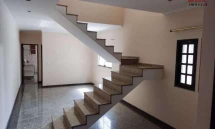 Casa com 4 quartos à venda na Itapegica, 301, Vila Augusta, Guarulhos por R$ 1.160.000