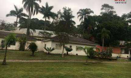 Chácara / sítio com 3 quartos à venda na Didier Geraldo de Camargo Neto, 6, Caputera, Arujá por R$ 3.000.000