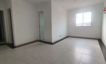 Apartamento com 2 quartos para alugar na Rua Papanduva, 246, Jardim Santa Cecília, Guarulhos por R$ 1.825