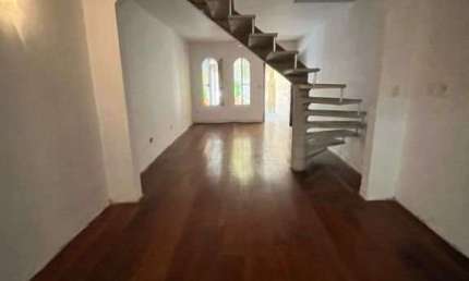 Casa com 2 quartos à venda na Januário Bonanato, 38, Vila Augusta, Guarulhos por R$ 449.000